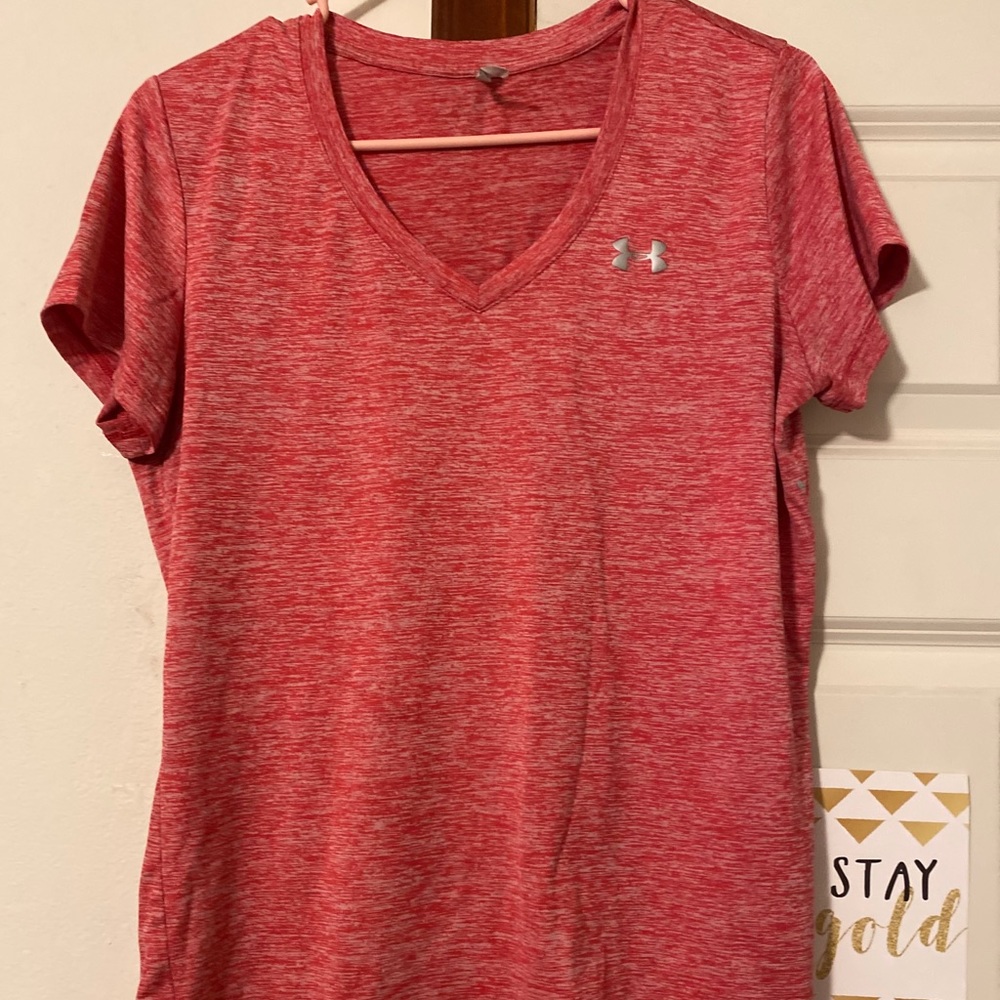 V-Neck Under Armor Athletic top